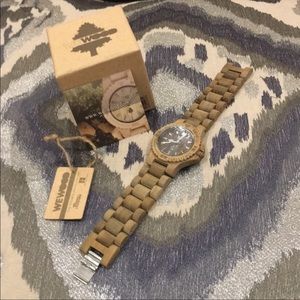 Gorgeous Unique Wooden Watch
